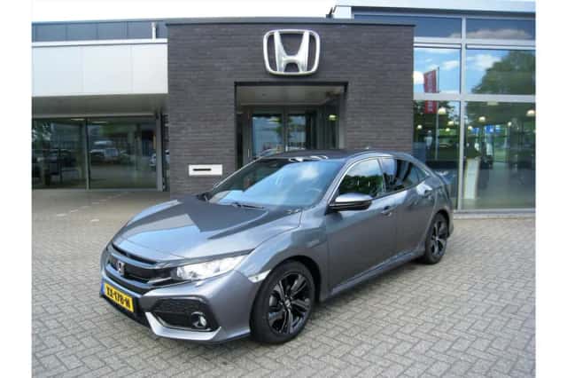 Honda Civic (2019) thumbnail 1