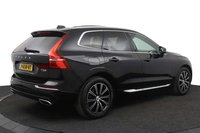 Volvo XC60 (2019) thumbnail 5