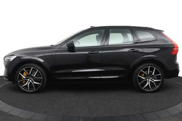 Volvo XC60 (2023) thumbnail 6