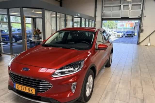 Peugeot 3008 (2024) thumbnail 3