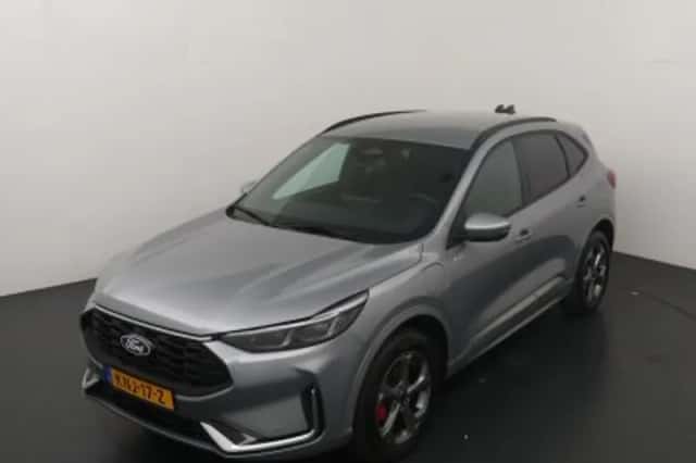 Ford Kuga (2025) thumbnail 2