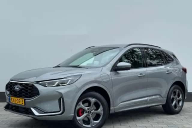 Ford Kuga (2025) thumbnail 3