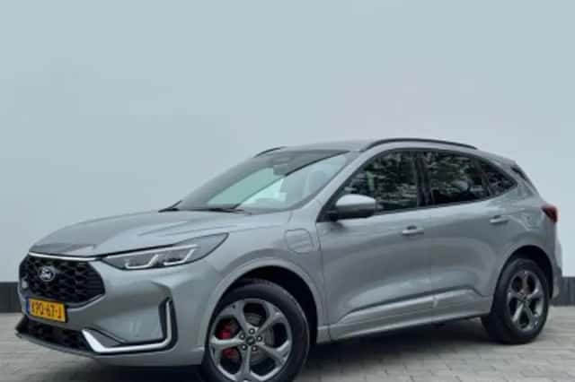 Ford Kuga (2025) thumbnail 4