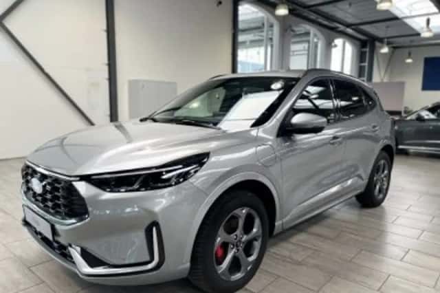 Ford Kuga (2025) thumbnail 3