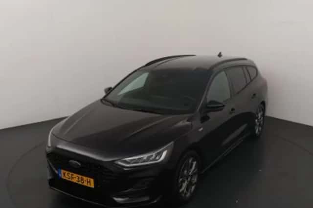 Ford Focus (2025) thumbnail 1