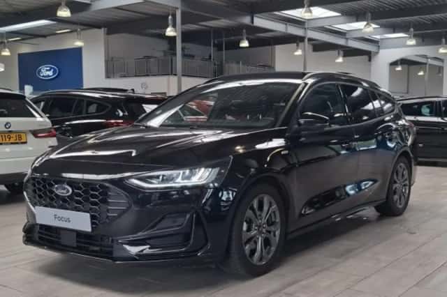 Ford Focus (2025) thumbnail 1