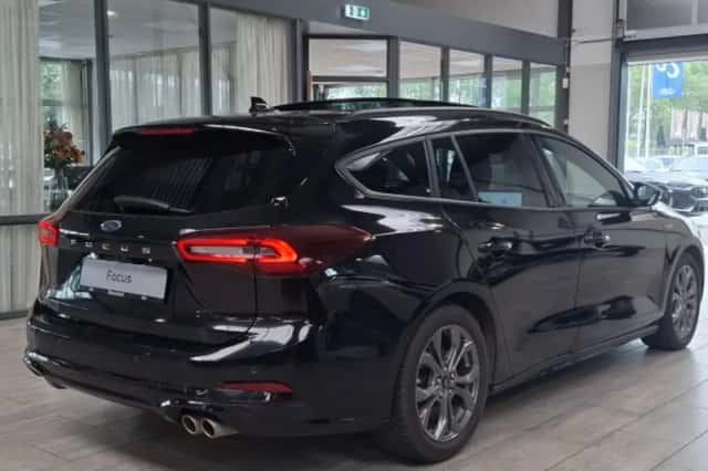 Ford Focus (2025) thumbnail 5