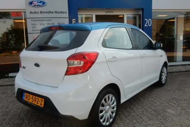 Ford Ka (2016) thumbnail 5