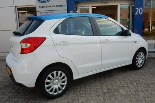 Ford Ka (2016) thumbnail 6