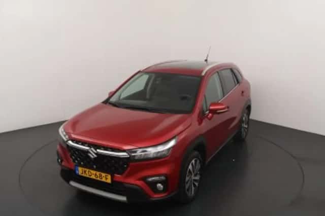 Suzuki Ignis (2017) thumbnail 3