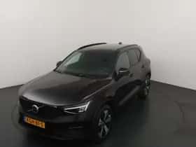 Volvo V60 (2022) thumbnail 3