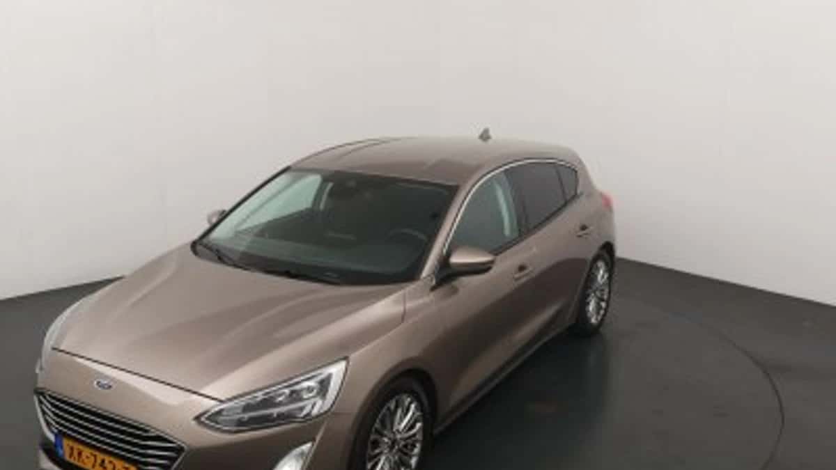 Ford Focus (2018) — foto 1