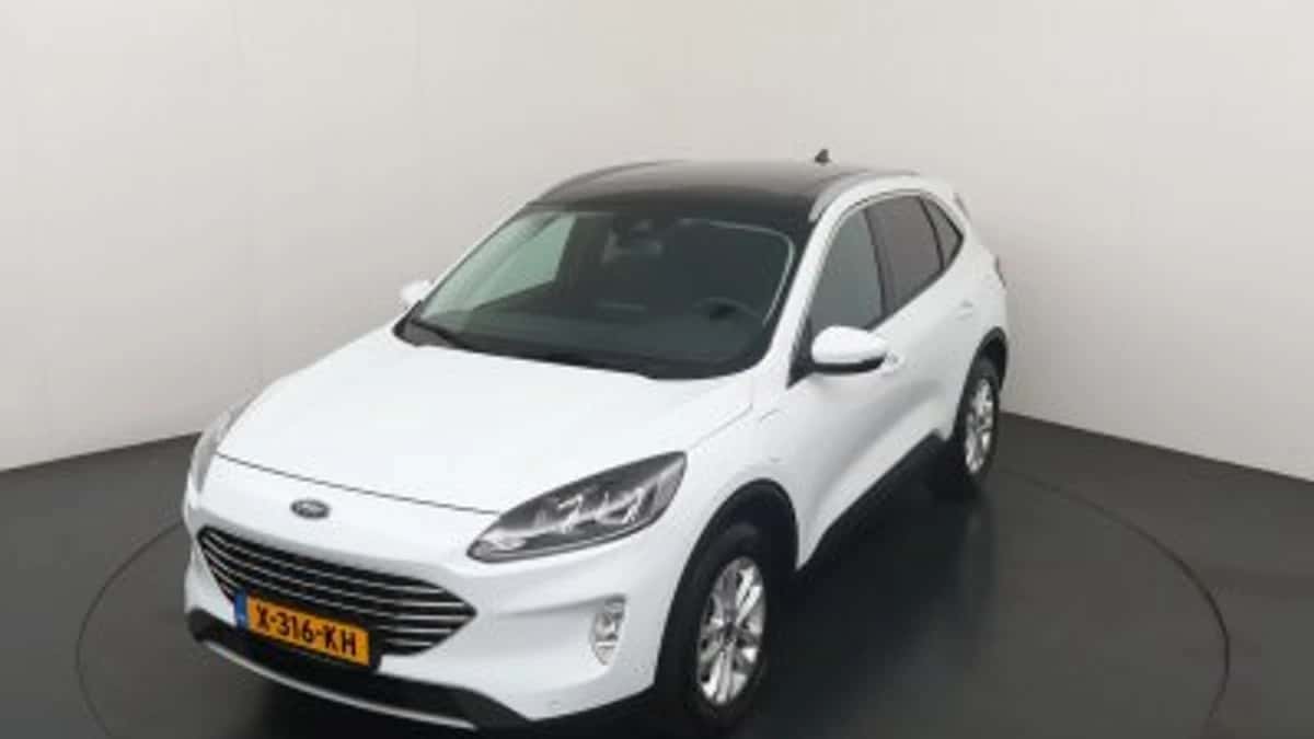 Ford Kuga (2022) — foto 1