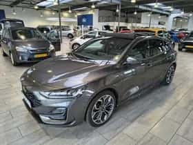 Ford Focus (2017) thumbnail 3