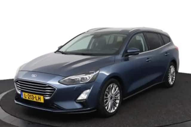 Ford Focus (2018) thumbnail 3