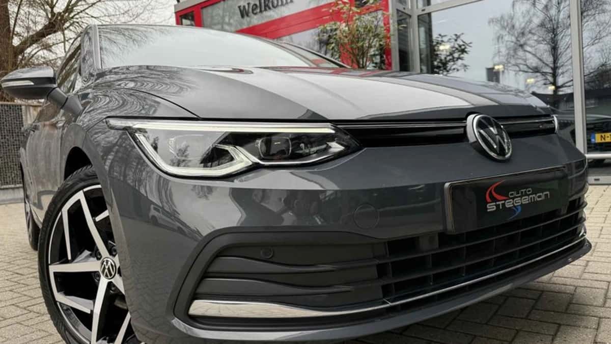 Volkswagen Golf (2020) — foto 1