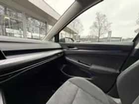 Volkswagen Golf (2020) thumbnail 29