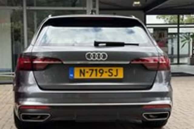 Audi A4 (2022) thumbnail 5