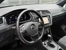 Volkswagen Tiguan (2019) thumbnail 16
