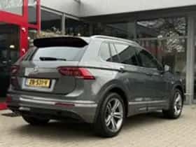 Volkswagen Tiguan (2019) thumbnail 3