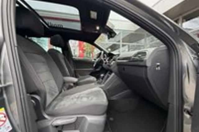 Volkswagen Tiguan (2019) thumbnail 4