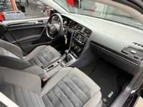 Volkswagen Golf (2013) thumbnail 32