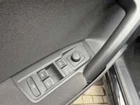 Volkswagen Tiguan (2018) thumbnail 31