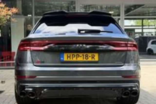 Audi Q8 (2021) thumbnail 3