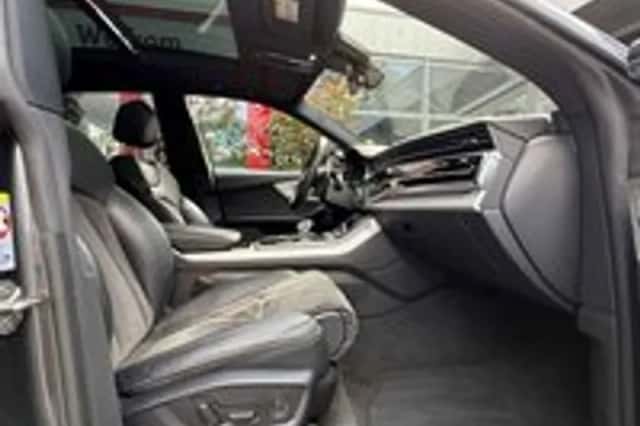 Audi Q8 (2021) thumbnail 4
