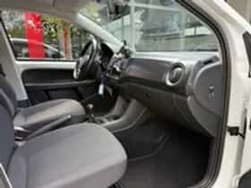 Volkswagen Up (2021) thumbnail 18