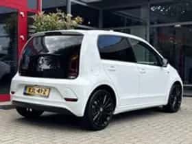 Volkswagen Up (2021) thumbnail 3