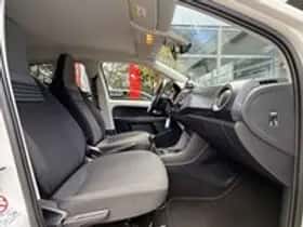 Volkswagen Up (2021) thumbnail 21