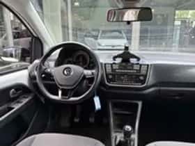 Volkswagen Up (2021) thumbnail 23