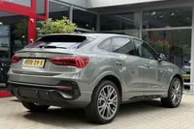 Audi Q3 (2021) thumbnail 3