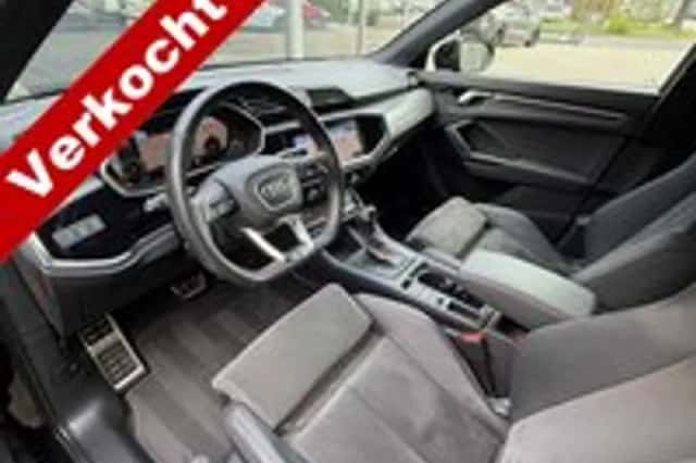 Audi Q3 (2022) thumbnail 2