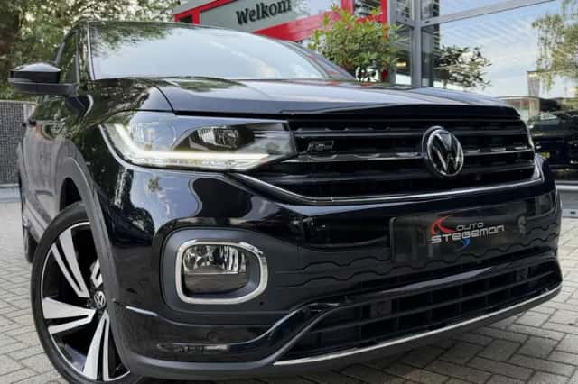 Volkswagen T Cross (2022) thumbnail 1