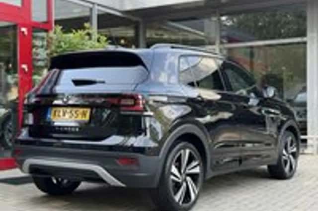 Volkswagen T Cross (2022) thumbnail 3