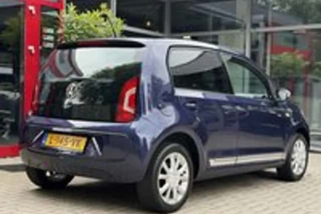 Volkswagen Up (2015) thumbnail 3