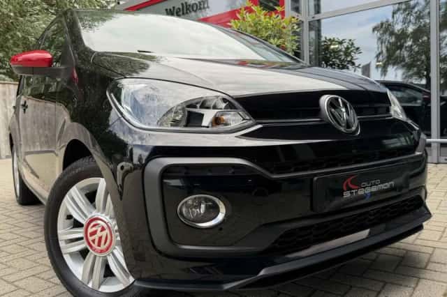 Volkswagen Up (2017) thumbnail 1