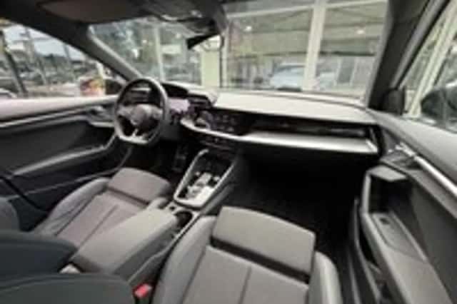 Audi A3 (2021) thumbnail 5