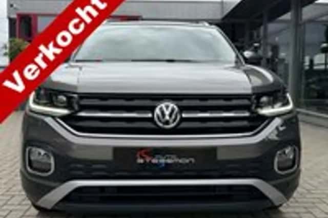 Volkswagen T Cross (2019) thumbnail 5