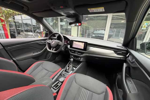 Škoda Kamiq (2020) thumbnail 4