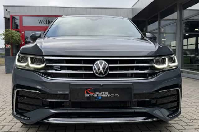 Volkswagen Tiguan (2023) thumbnail 5