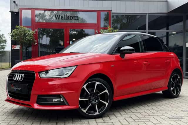 Audi A1 (2016) thumbnail 1