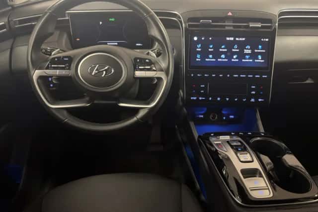 Hyundai Tucson (2022) thumbnail 3