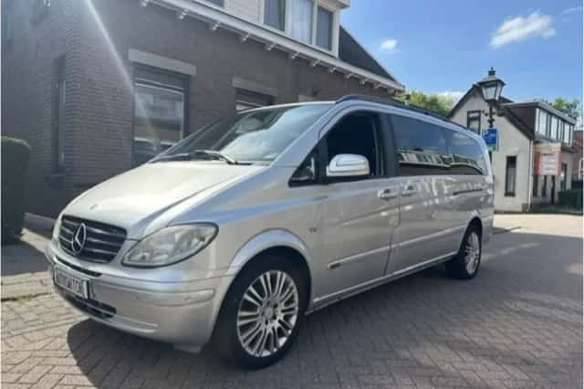 Mercedes-Benz Viano (2010) thumbnail 1