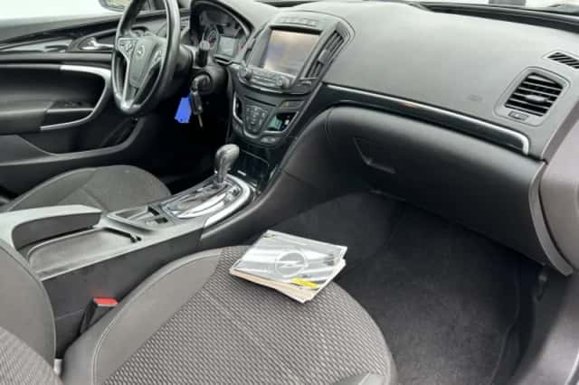Opel Insignia (2015) thumbnail 3