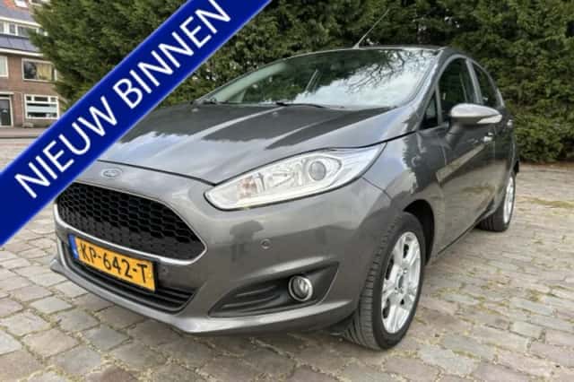 Ford Fiesta (2016) thumbnail 1