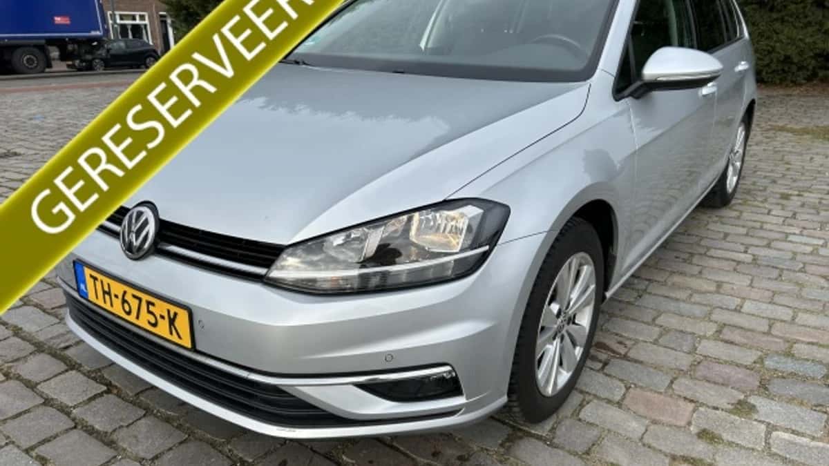 Volkswagen Golf (2018) — foto 1