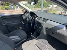SEAT Toledo (2016) thumbnail 3